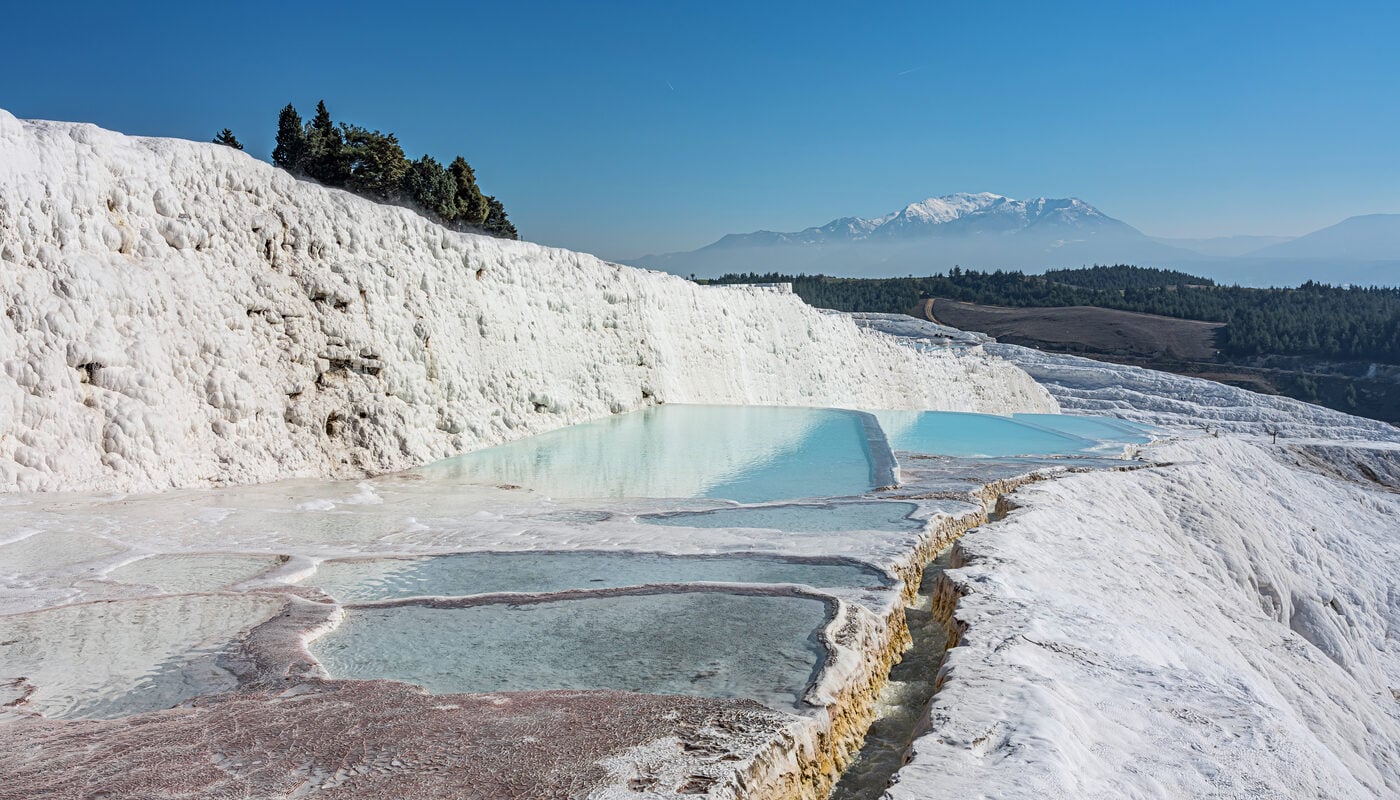 Pamukkale turu – beyaz travertenler ve Hierapolis antik kenti gezisi | Fly Laputa
